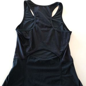 Nike size med workout tank
